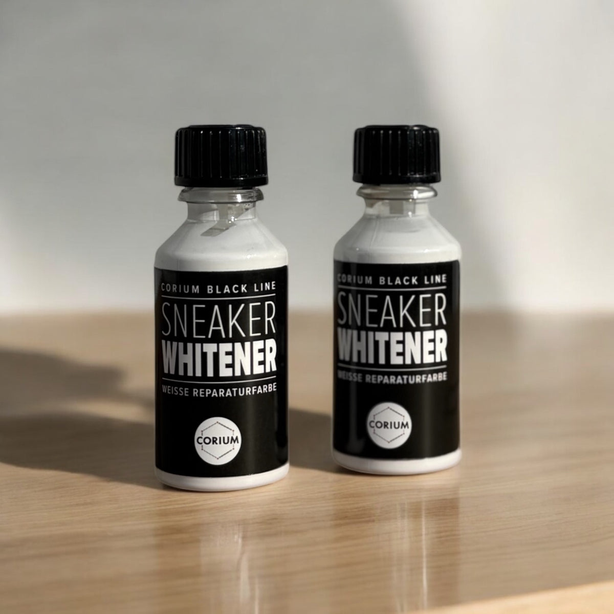 SNEAKER Whitener - Reparaturfarbe mit Pinsel / 2 X 30 mL